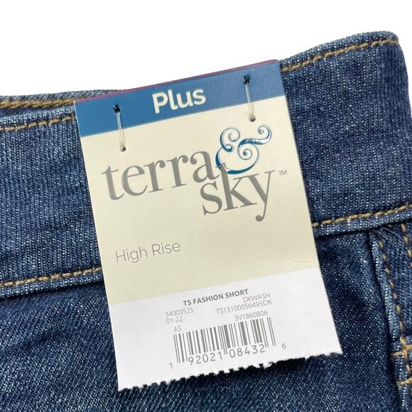 Terra & Sky Size 22W High Rise Dark Wash Frayed Hem Side Slit Denim Jean Shorts - Picture 6 of 9